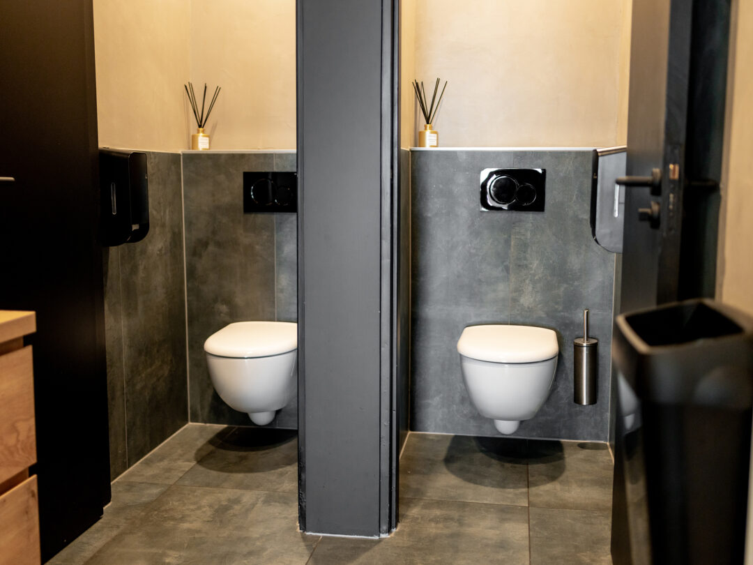 Toilet renovatie restaurant in Oude Wetering